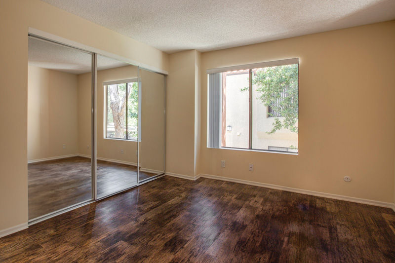 Malibu Canyon - Calabasas, CA - Bedroom