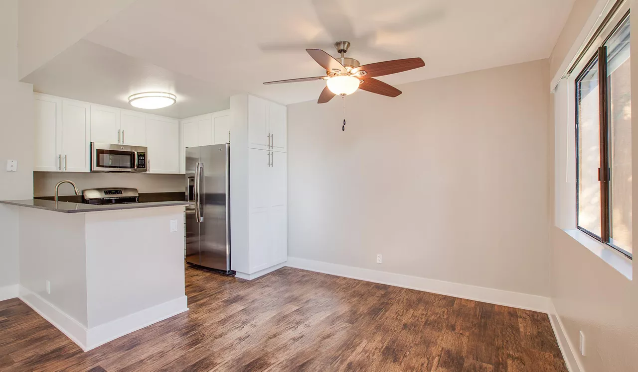 Malibu Canyon Apartment - Calabasas, CA - dining room