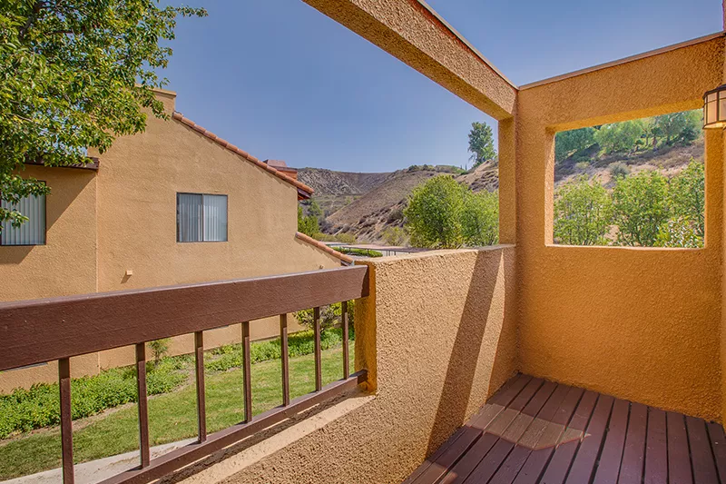 Malibu Canyon Apartment - Calabasas, CA - Balcony