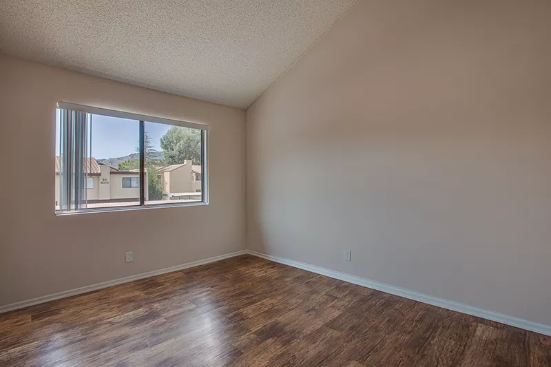 Malibu Canyon Apartment - Calabasas, CA - Bedroom