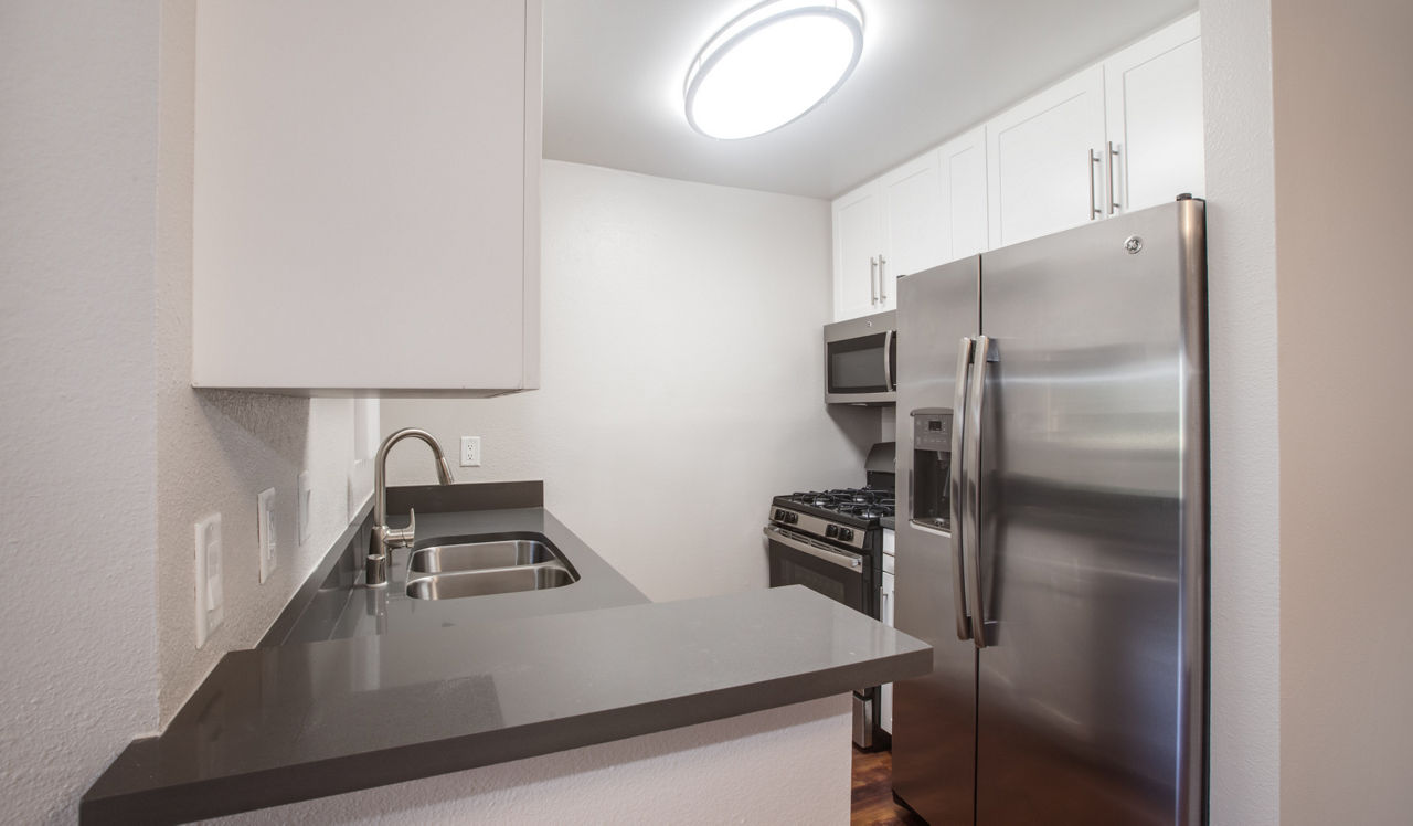 Malibu Canyon - Calabasas, CA - Interior Kitchen