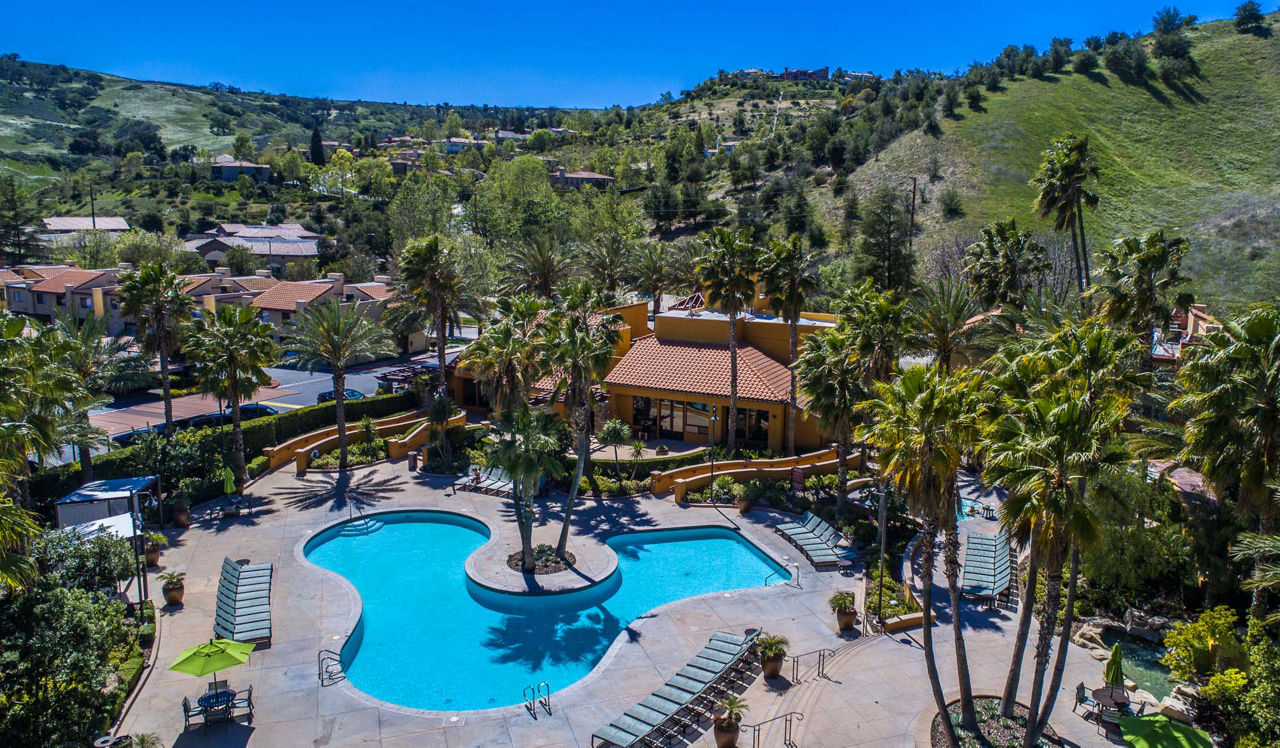 Malibu Canyon - Calabasas, CA - Pool