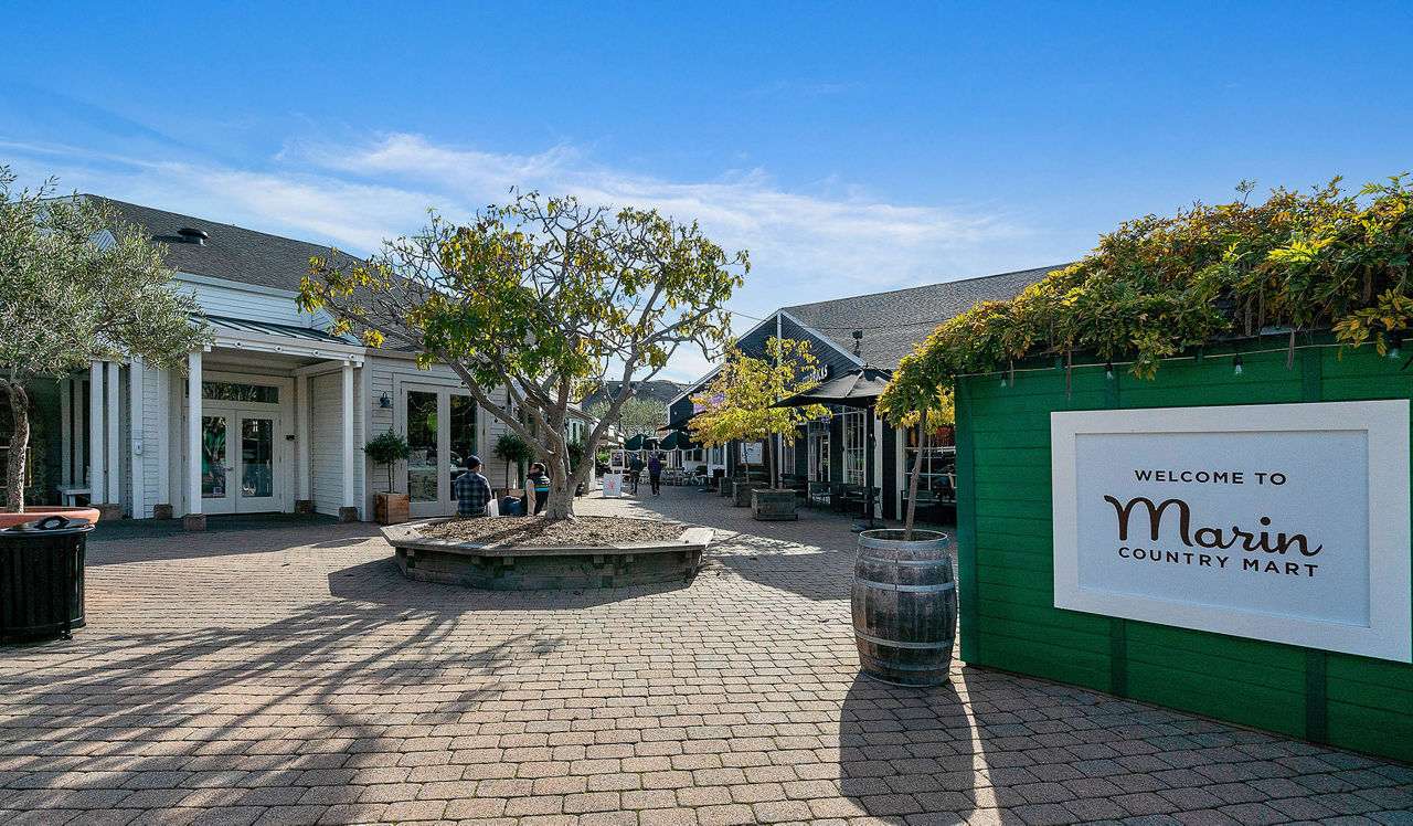 Oakshore - Corte Madera, CA - Marin Country Mart