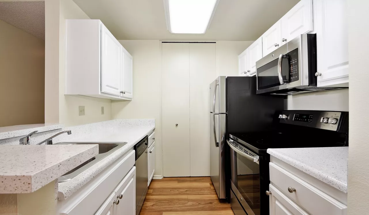 Island Club - Oceanside, CA - Kitchen