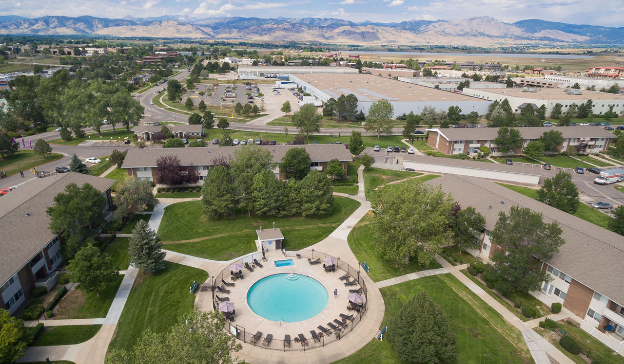 Pool at Meadow Creek (3 of 4)
