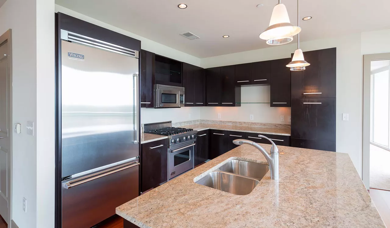 Mezzo Apartment Homes - Buckhead, Atlanta, GA - Kitchen