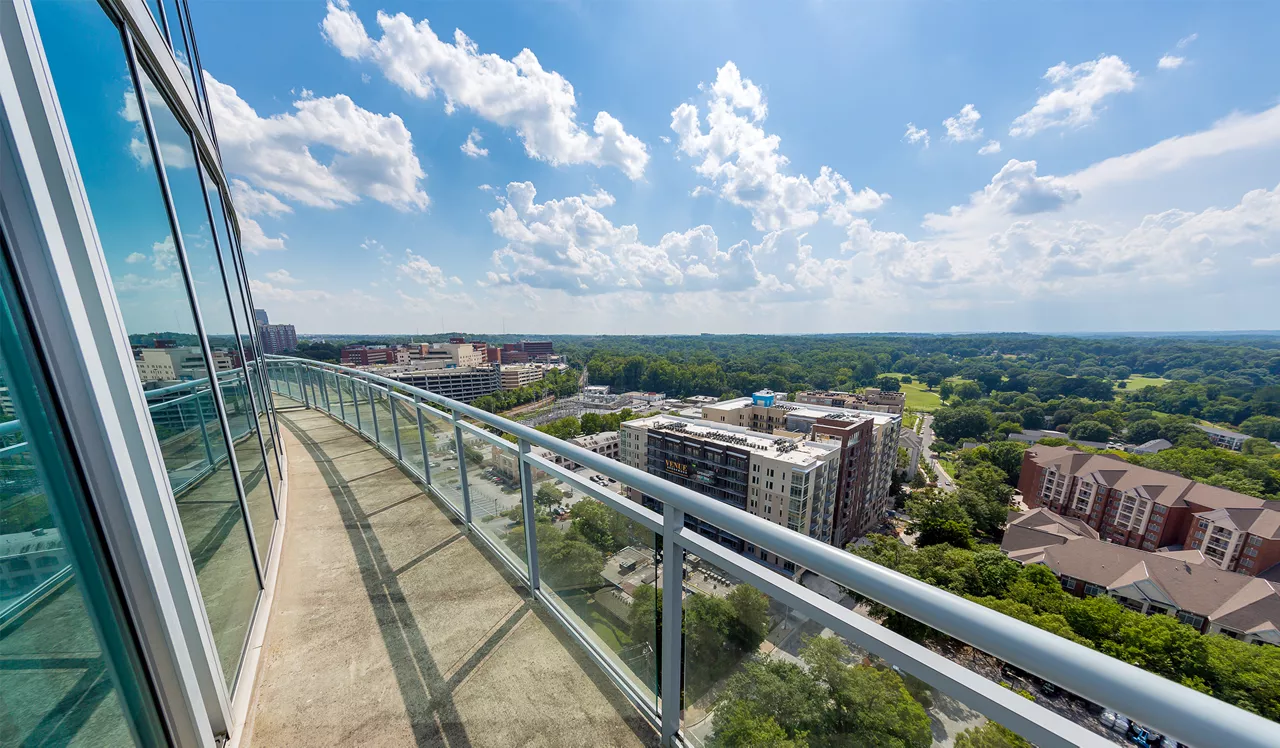 Mezzo Apartment Homes - Buckhead, Atlanta - balcony