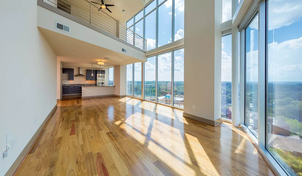 Mezzo Apartment Homes - Buckhead, Atlanta - Living Room
