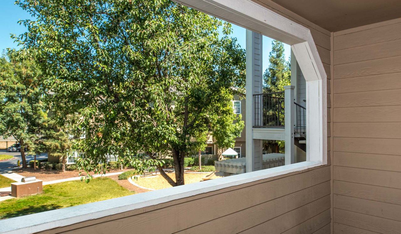 Monterey Grove Apartments - San Jose, CA - balcony