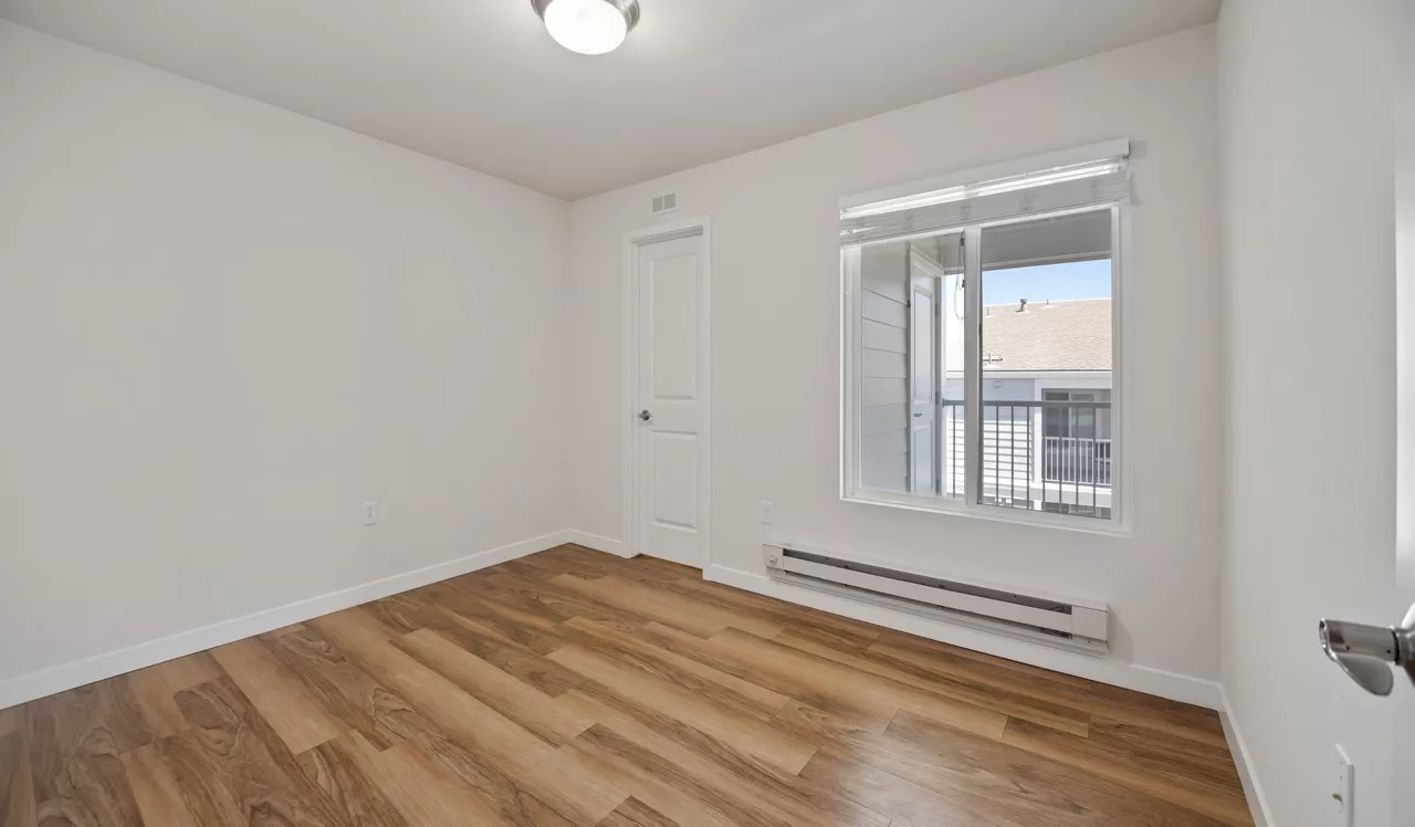 Pacific Bay Vistas Apartments - San Bruno, CA - Bedroom