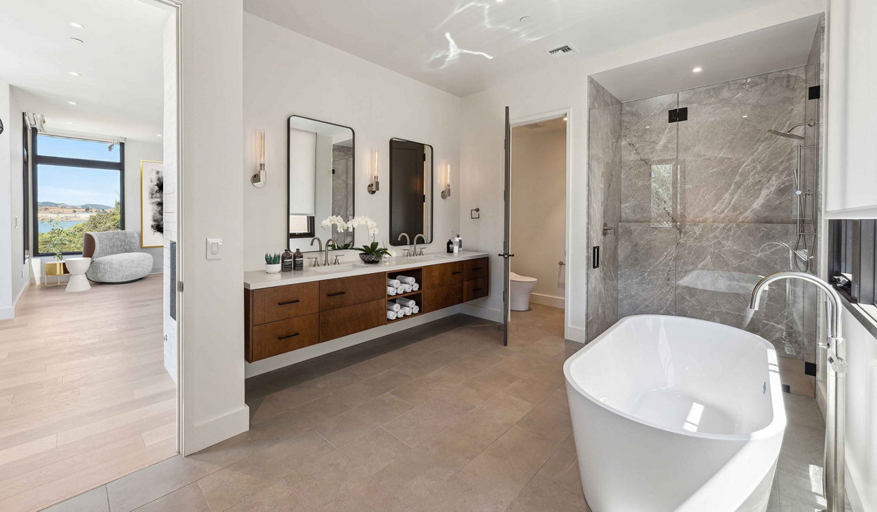 Oak Shore - Corte Madera, CA – Bathroom