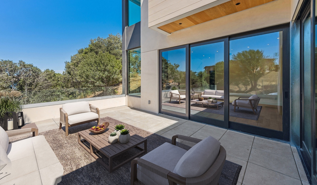 Oak Shore Homes - Patio