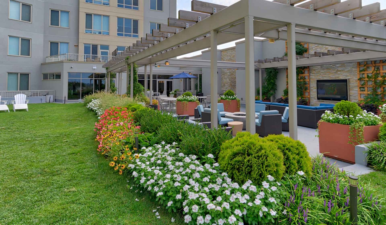 One Ardmore - Apartments in Ardmore, PA - Courtyard
