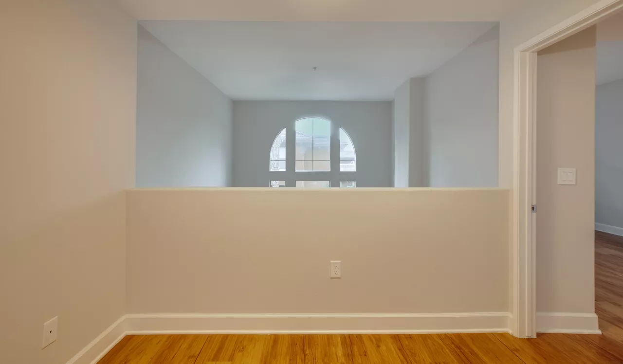 Palazzo East - Los Angeles, CA - loft