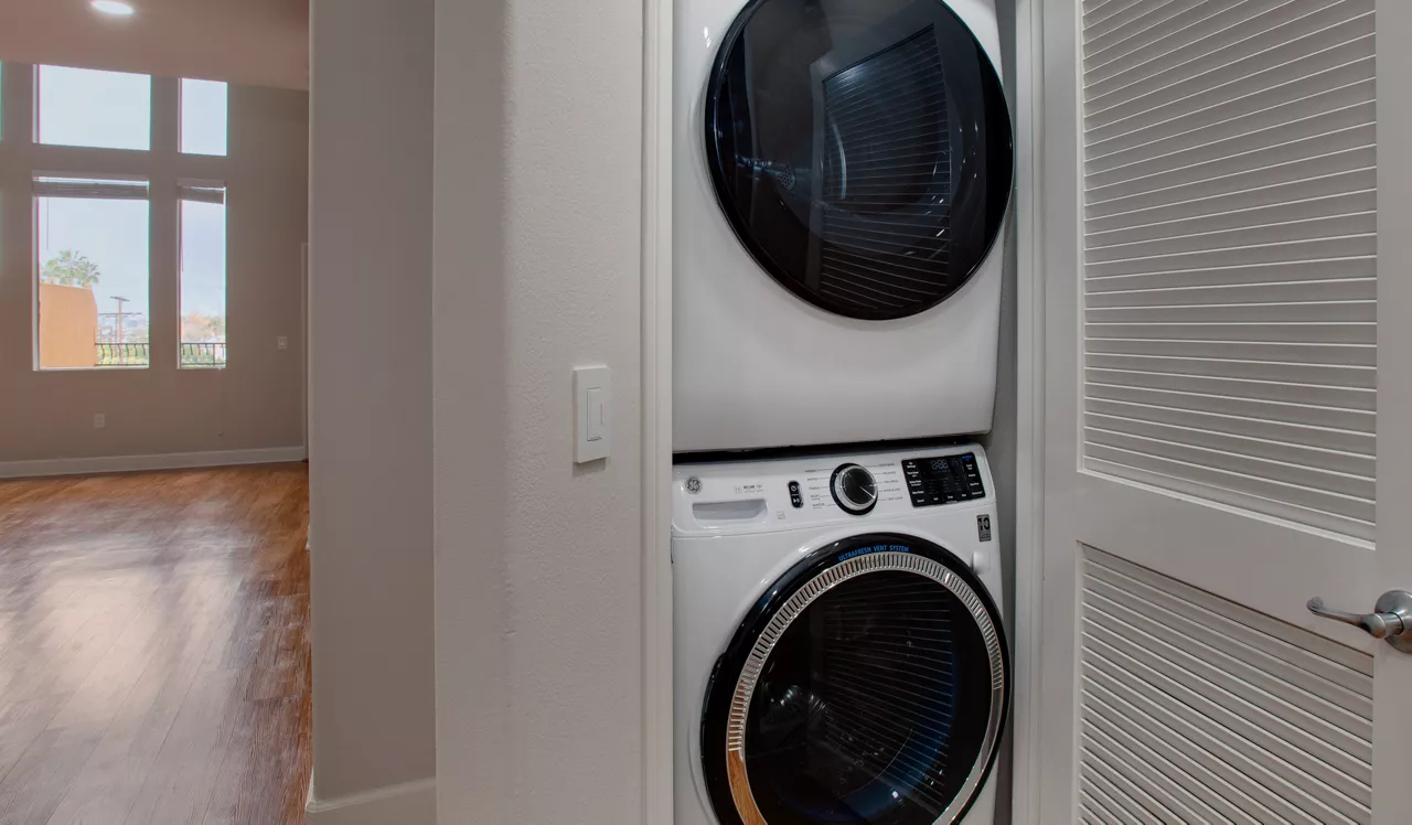 Palazzo East -  Los Angeles, CA - Laundry
