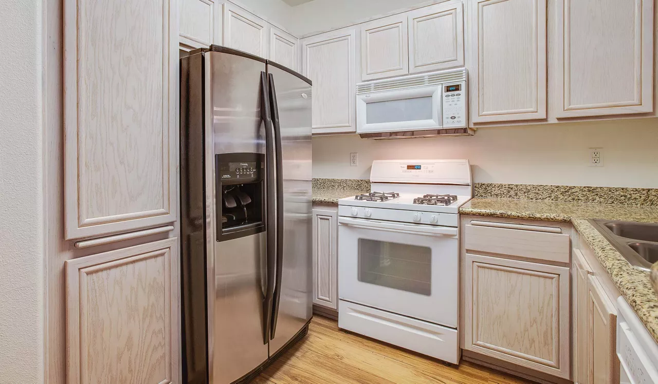 Palazzo West  - Los Angeles, CA - Kitchen