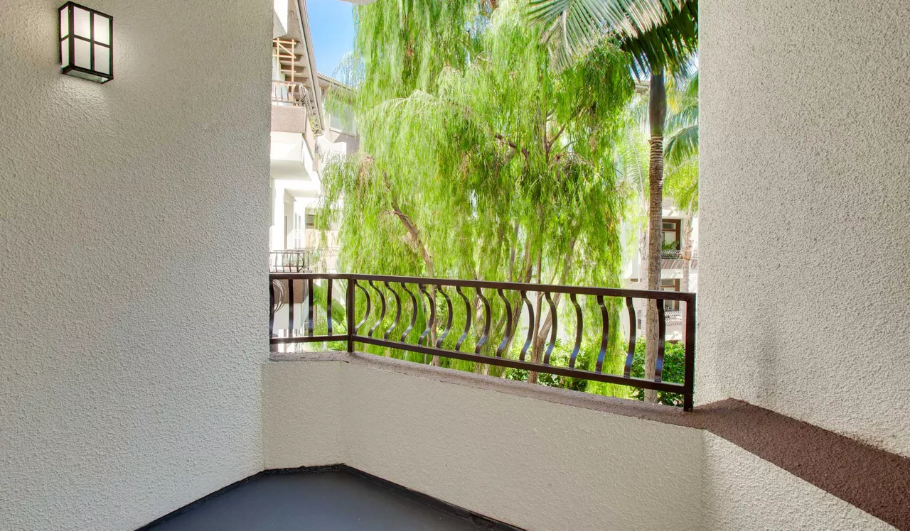 Palazzo West - Los Angeles, CA - Balcony