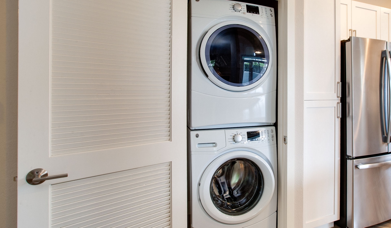 Palazzo West  - Los Angeles, CA - Laundry