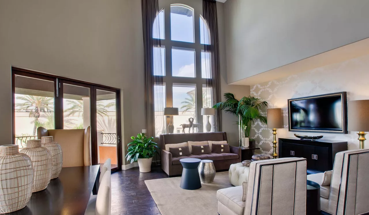 Palazzo West - Los Angeles, CA - Living Room