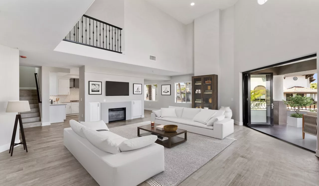 Palazzo West - Los Angeles, CA - Living Room