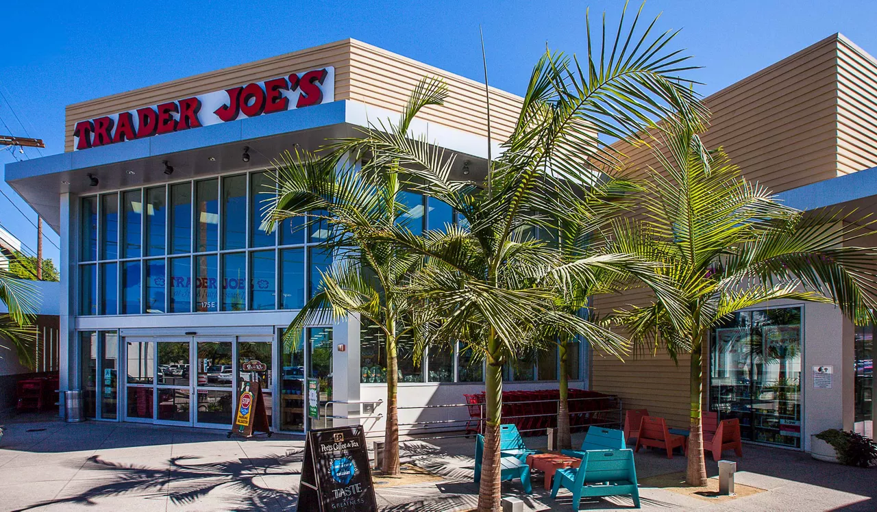 Villas at Park La Brea - Los Angeles, CA - Trader Joes
