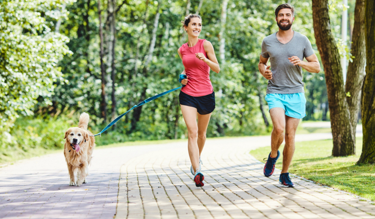 Peachtree Park Apartments | South Buckhead, Atlanta, GA | People running at park.<p>&nbsp;</p>
<p style="text-align: center;">Take a stroll down one of the most picturesque stretches of the Atlanta BeltLine at the Northside Trail, less than 1 mile from your home.&nbsp;</p>
