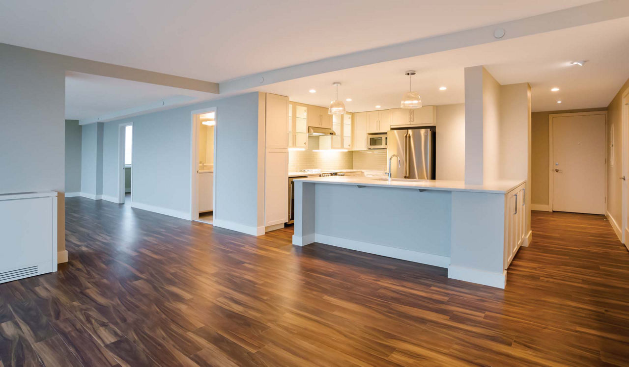 Park Towne Place Premier - Philadelphia, PA - living room