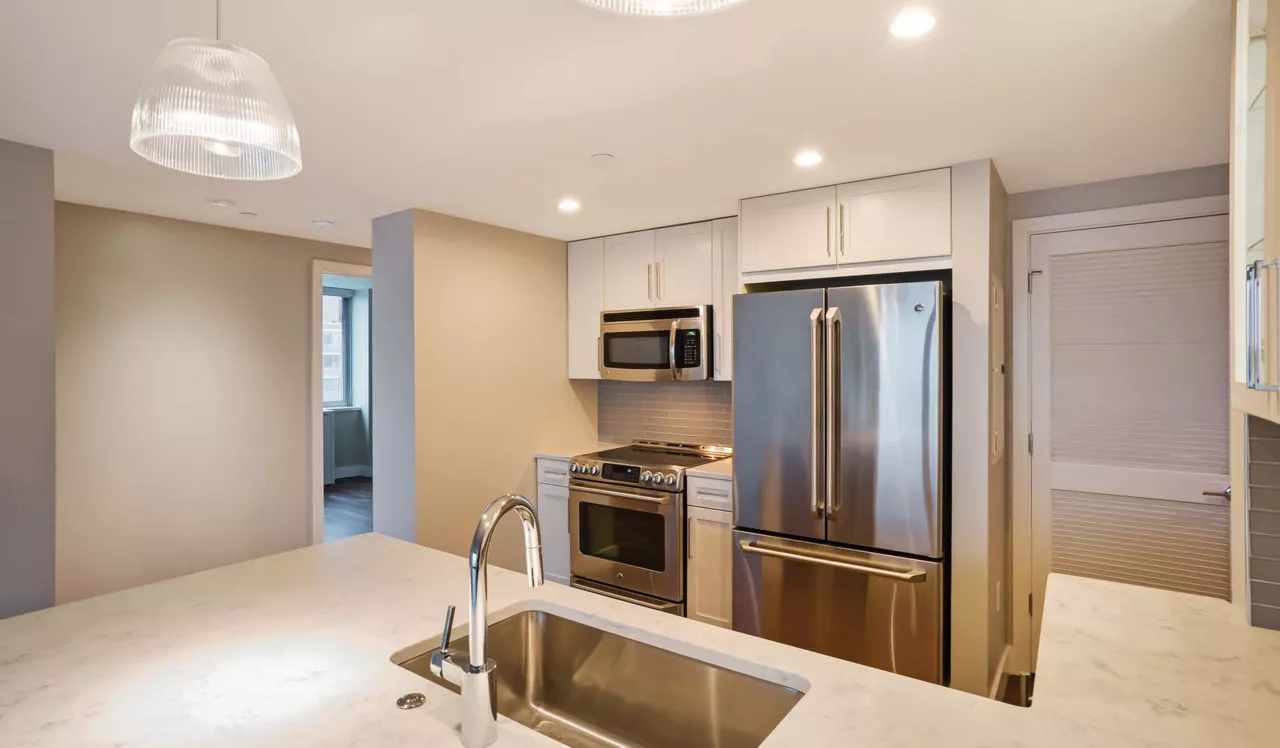 Park Towne Place Premier - Philadelphia, PA  - Kitchen