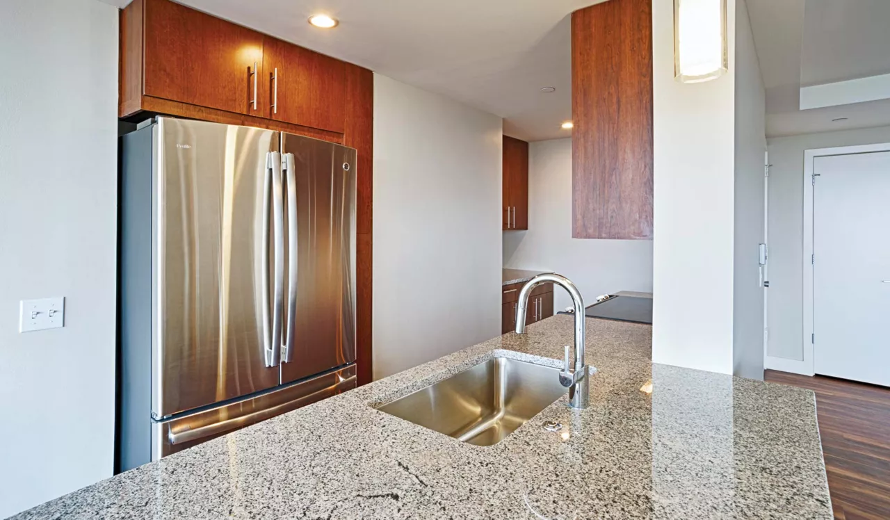 Park Towne Place - Phildelphia, PA - Kitchen