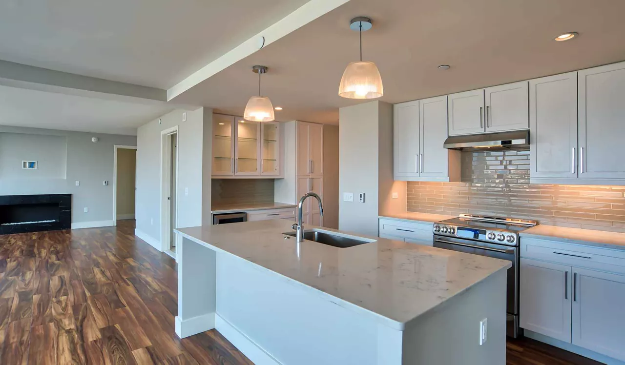Park Towne Premier - Philadelphia, PA - Kitchen