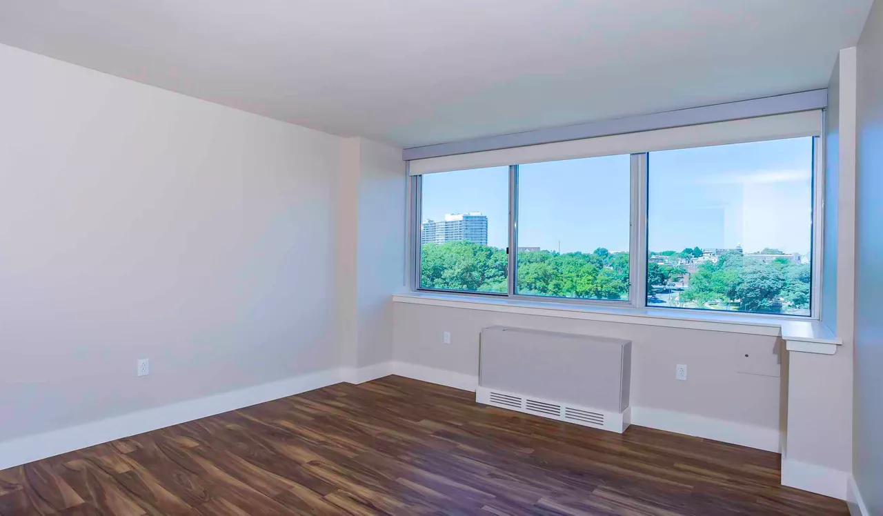 Park Towne Place Premier - Philadelphia, PA  - Bedroom