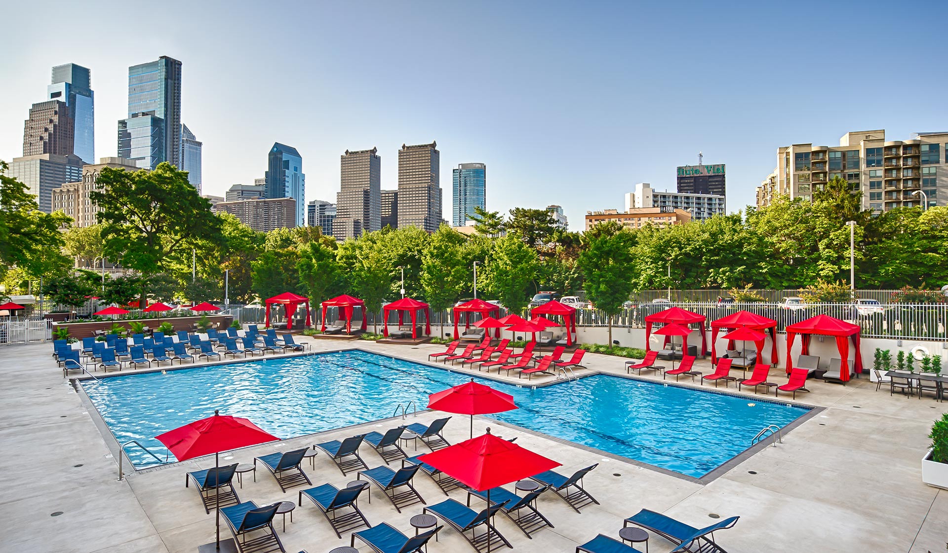 Park Towne Place Premier Apartment Homes - Philadelphia, PA - Pool