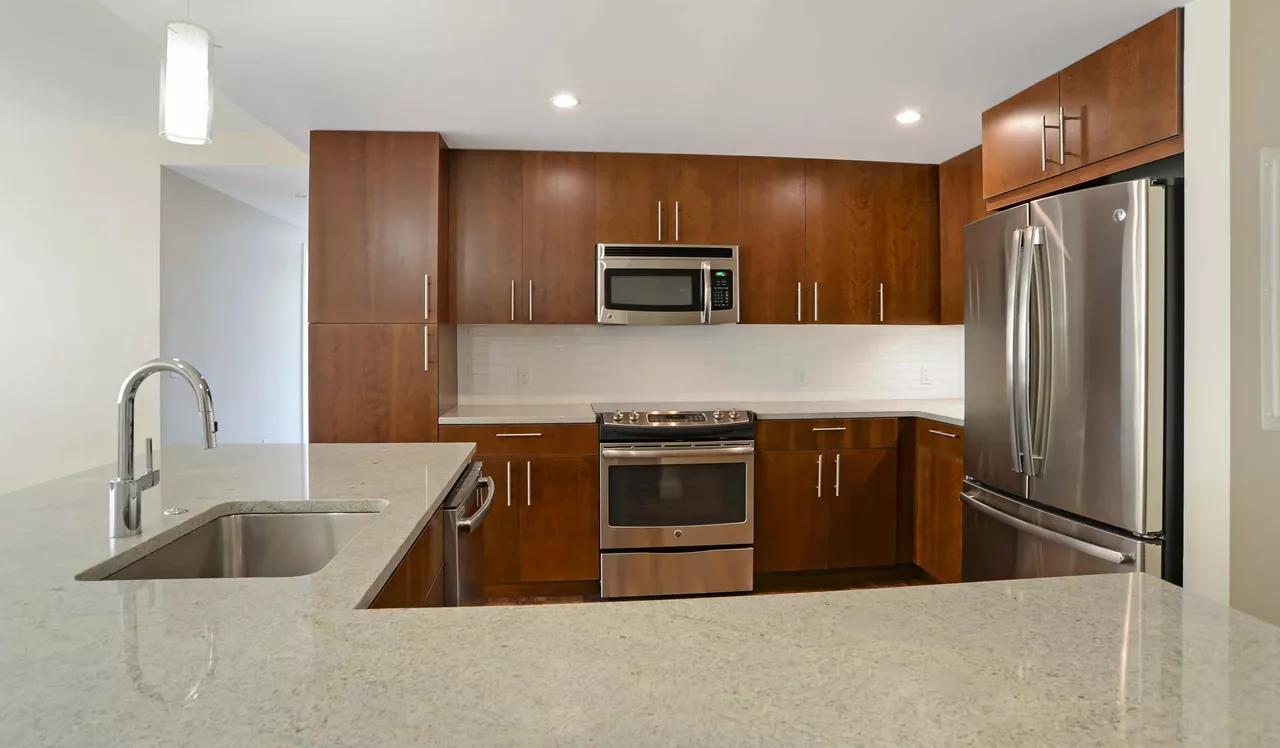 Park Towne Place - Phildelphia, PA - Kitchen