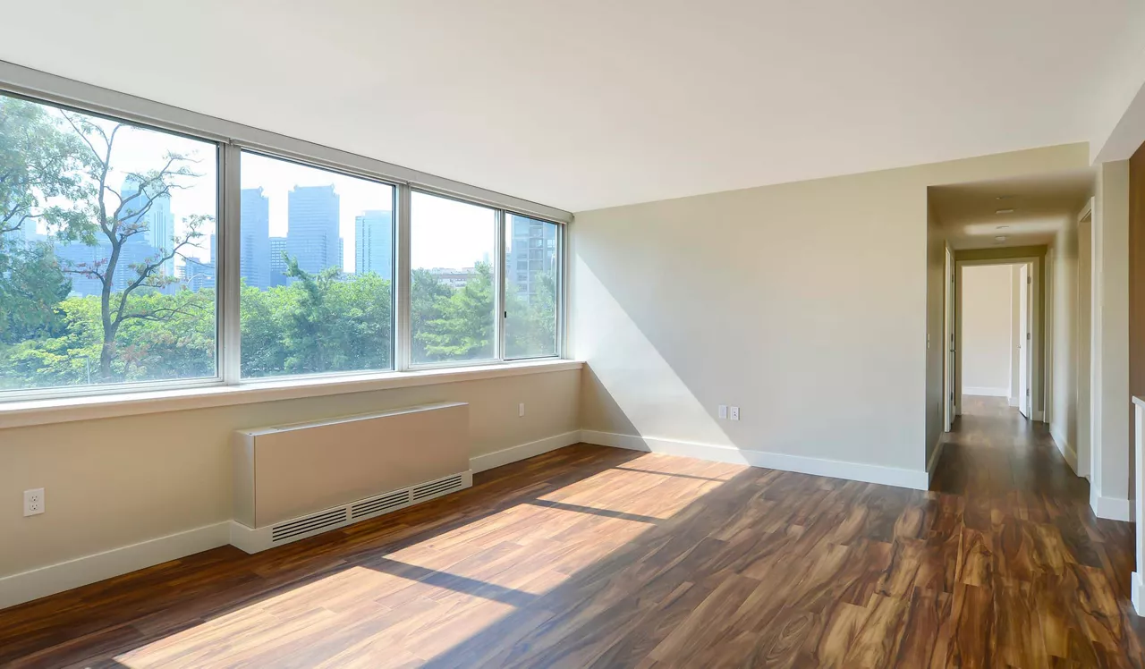 Park Towne Place - Phildelphia, PA - living room