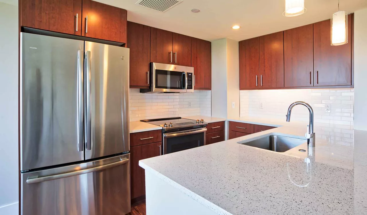 Park Towne Place - Philadelphia, PA - Kitchen