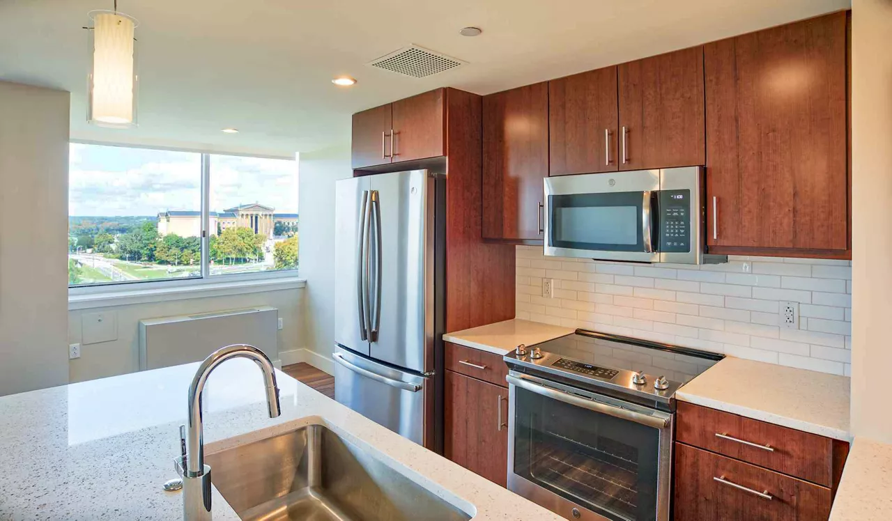 Park Towne Place - Philadelphia, PA - Kitchen