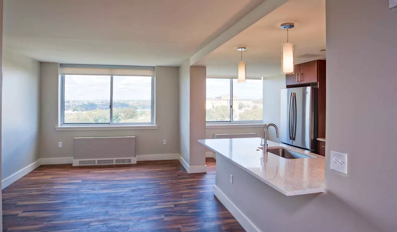 Park Towne Place - Philadelphia, PA - living dining