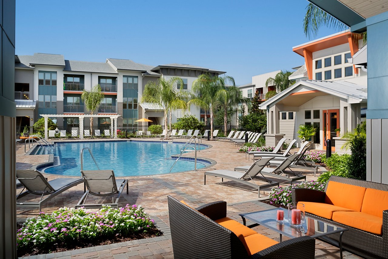 Crosstown Walk - Pool Deck