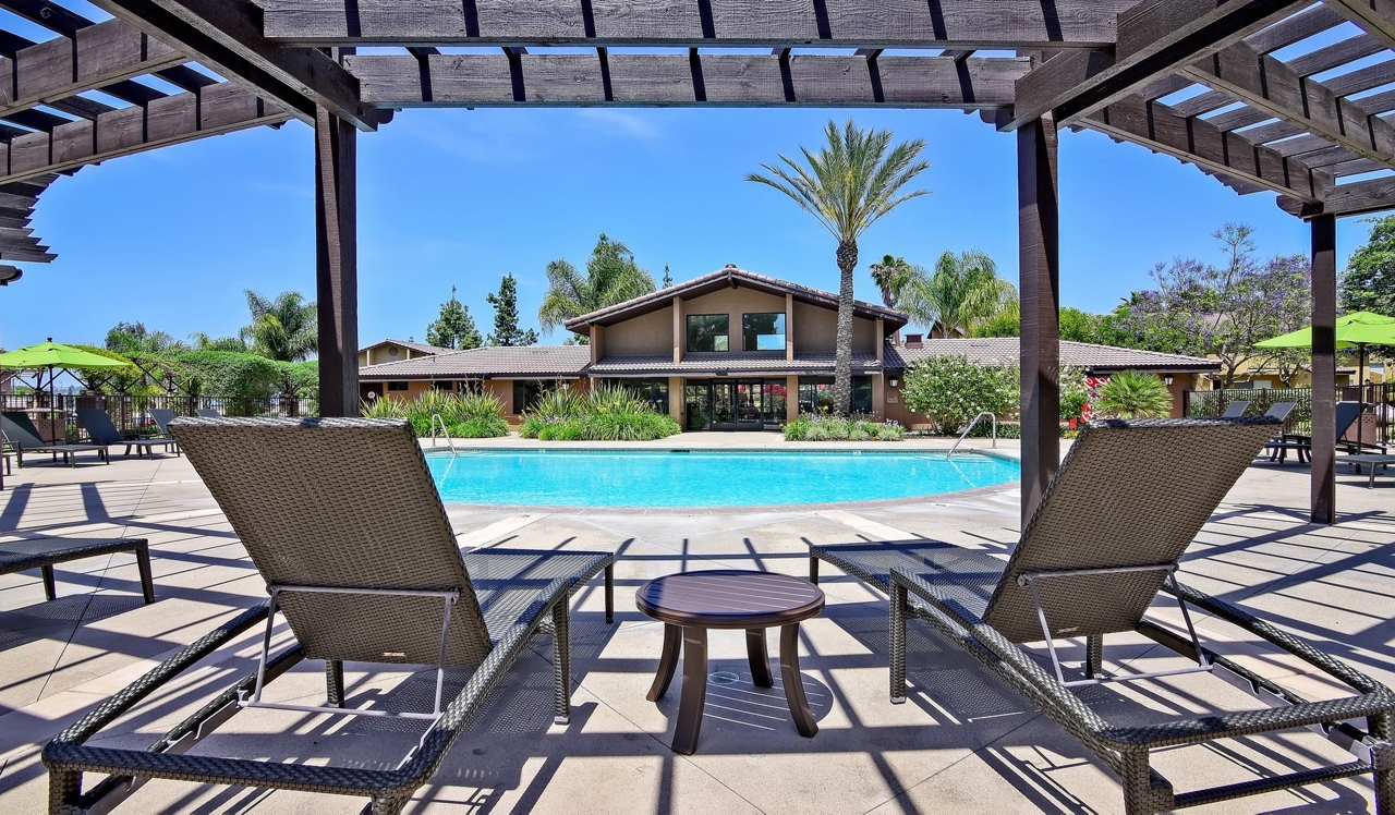 Hidden Cove - Apartments in Escondido, CA