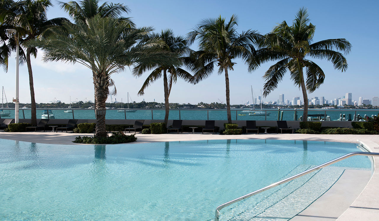 Pool at Flamingo South Beach (3 of 3)
