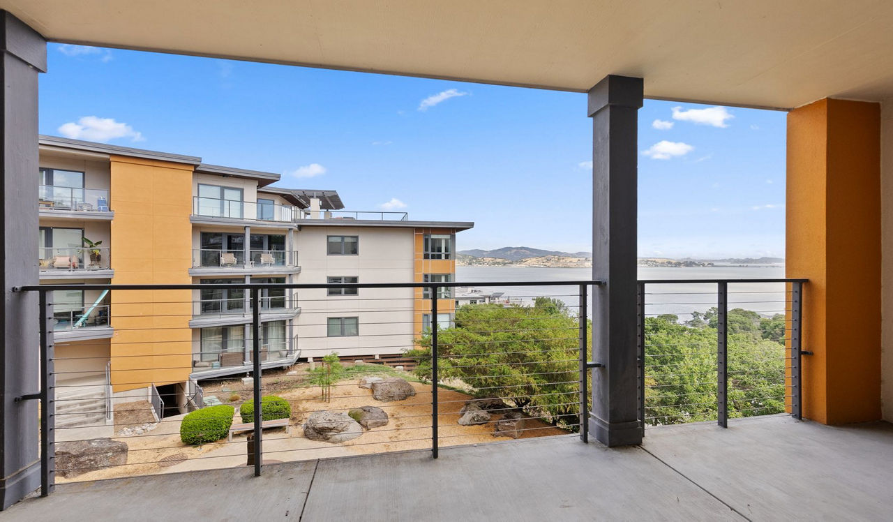 Preserve at Marin - Corte Madera, CA - Balcony