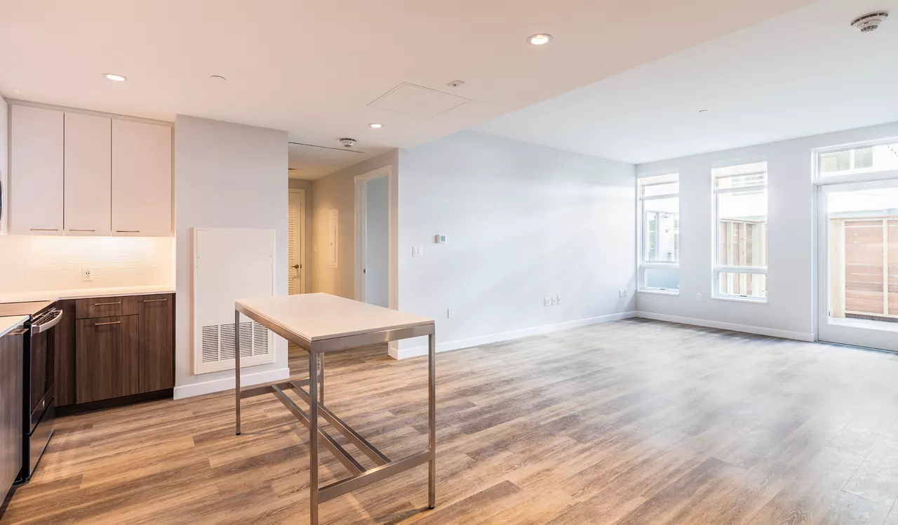 Prism - Kendall Square Apartments - Kitchen