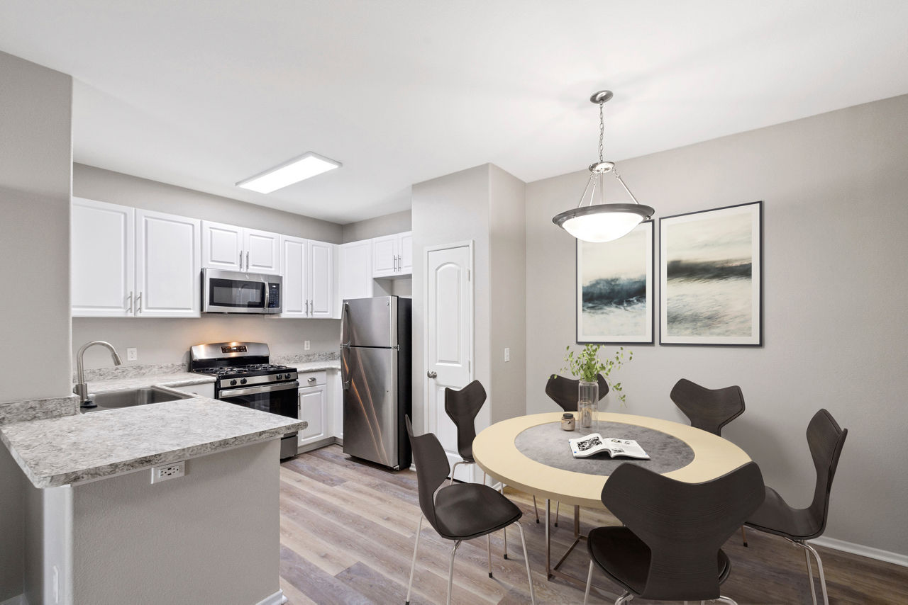 Ridgeview - Moreno Valley, CA - dining room