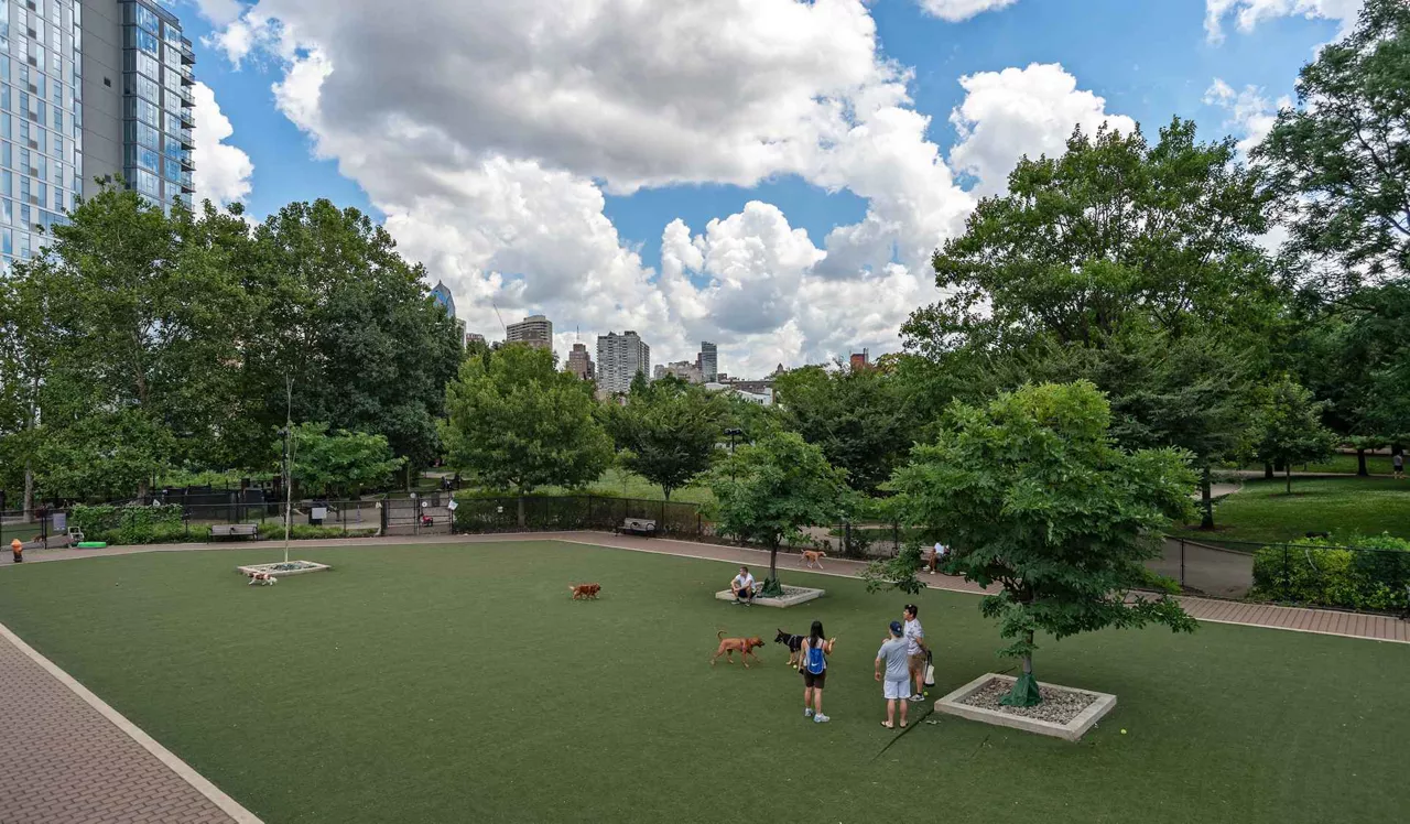Locust on the Park - Philadelphia Apartments for rent - Dog Park