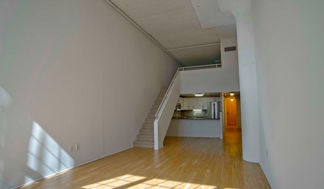 The Riverloft Apartment Homes - Philadelphia, PA - living room