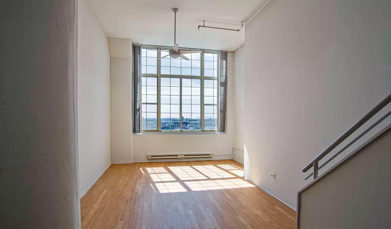 The Riverloft Apartment Homes - Philadelphia, PA - Living