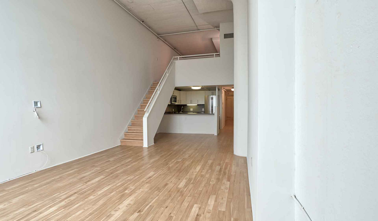 The Riverloft Apartment Homes - Philadelphia, PA - living room