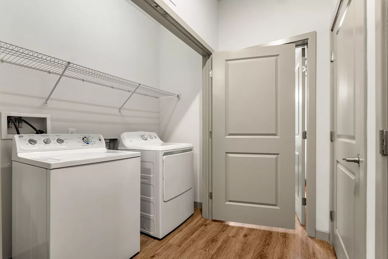 River Birch - Watertown, MA - Laundry
