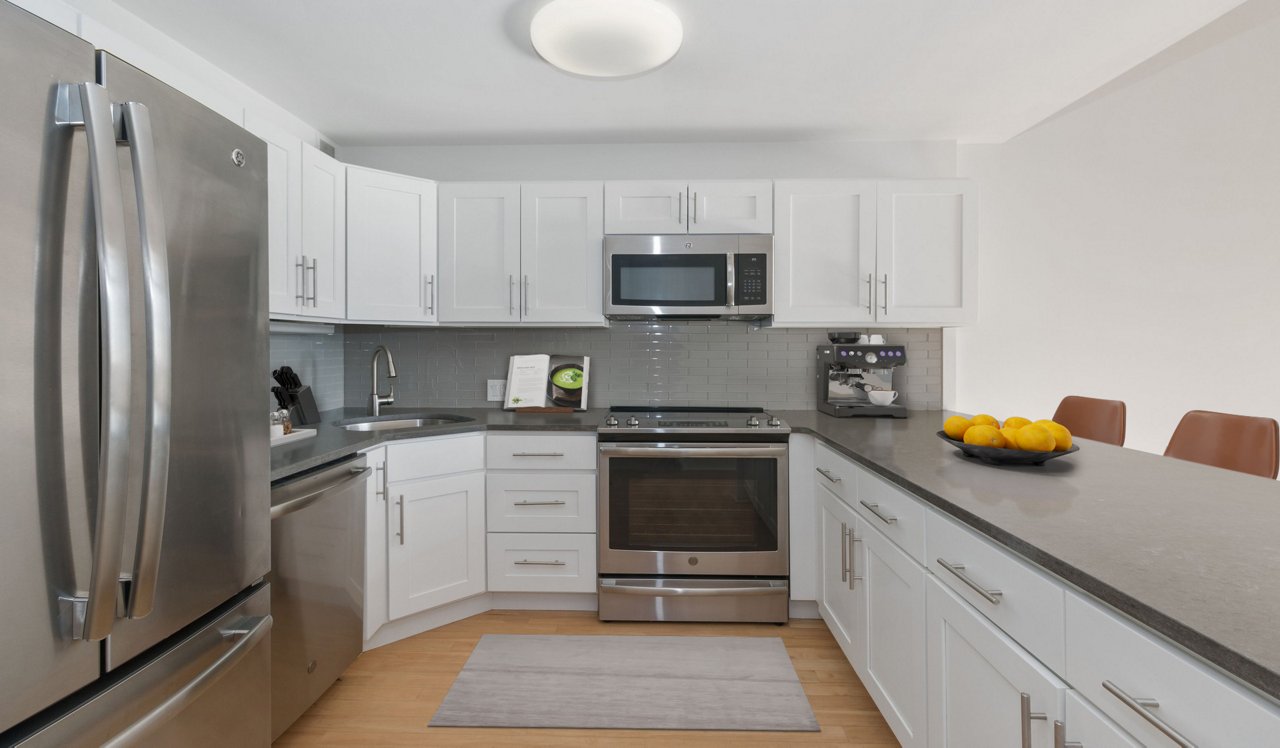 The RiverLoft Apartment Homes in Philadelphia, PA - upgraded kitchen