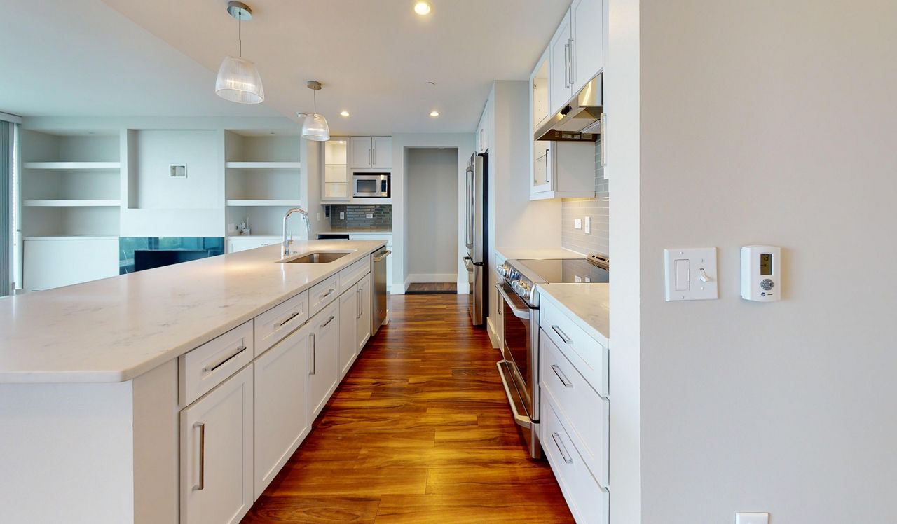 Park Towne Place Premier - Philadelphia, PA  - Kitchen